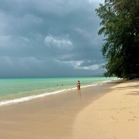 Ao Thong Beach Resort Bang Sak Bagian luar foto