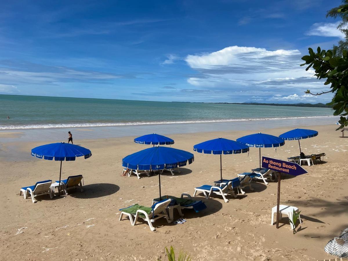 Ao Thong Beach Resort Bang Sak Bagian luar foto